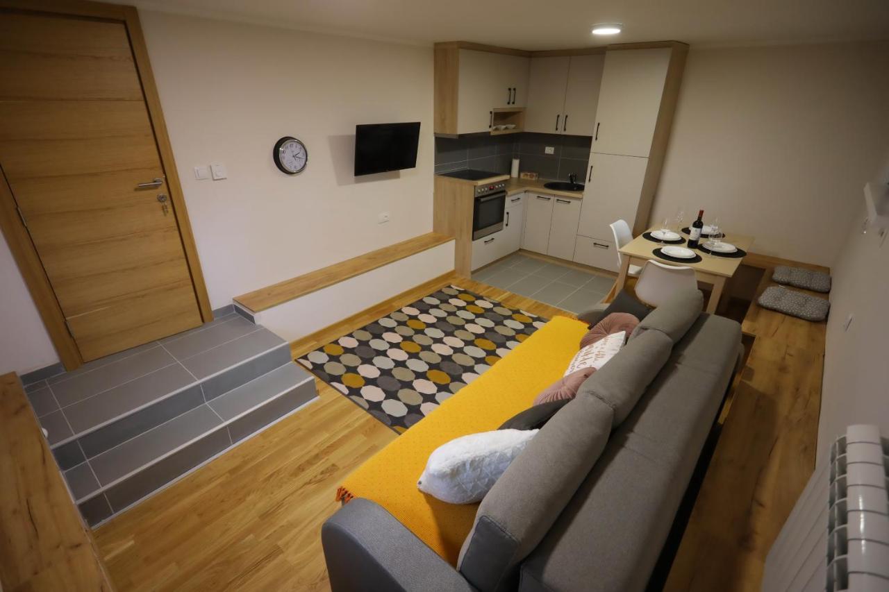 Mipet Apartmani Zlatibor Buitenkant foto