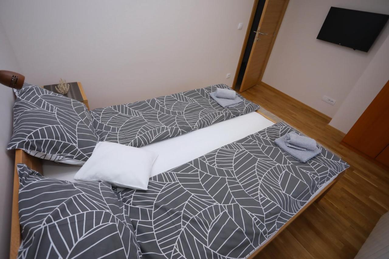 Mipet Apartmani Zlatibor Buitenkant foto