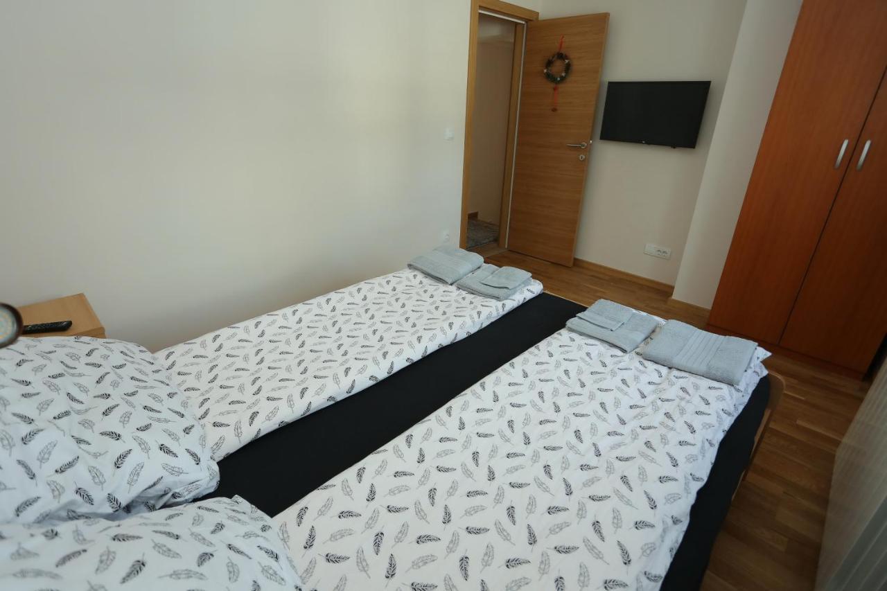 Mipet Apartmani Zlatibor Buitenkant foto