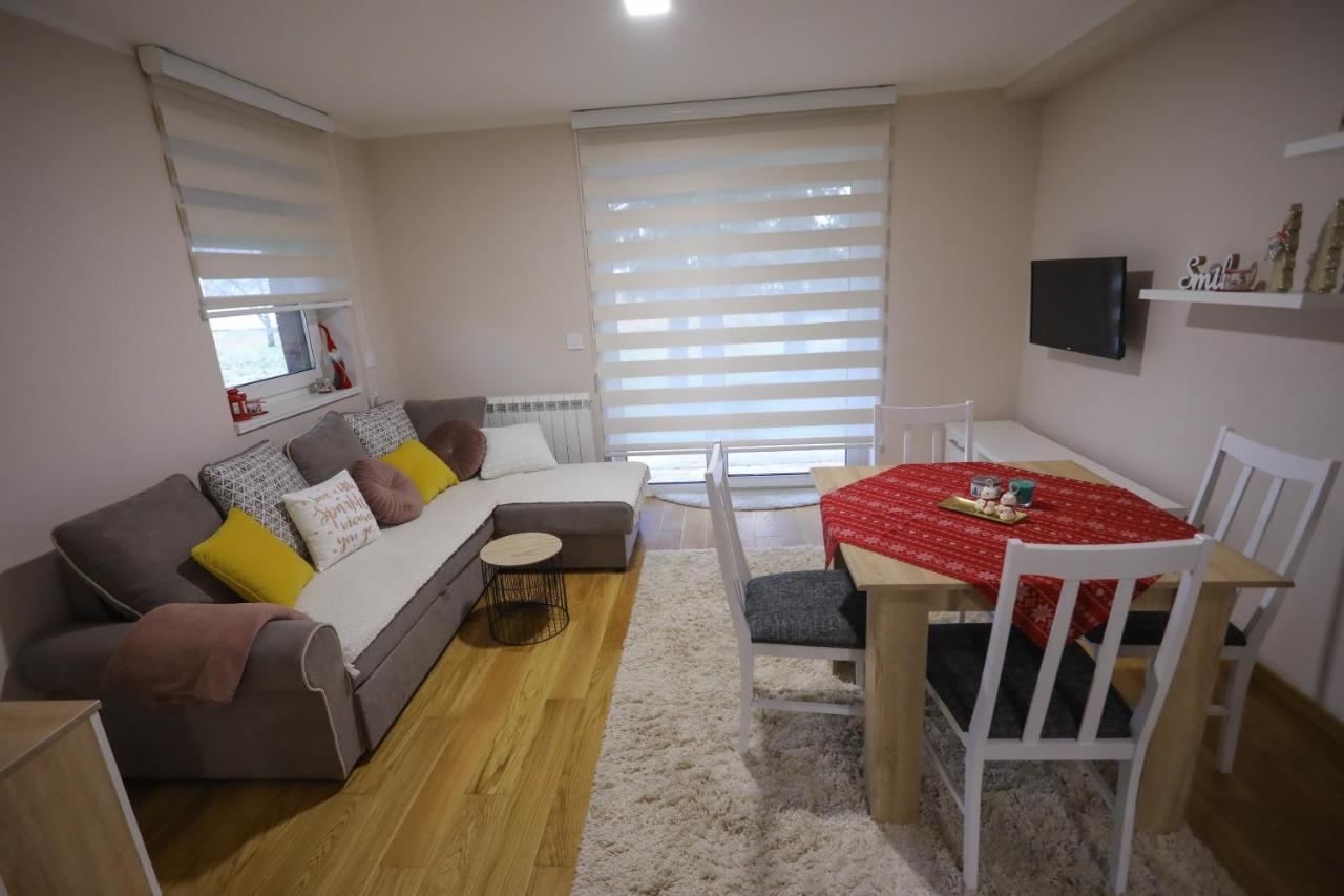 Mipet Apartmani Zlatibor Buitenkant foto