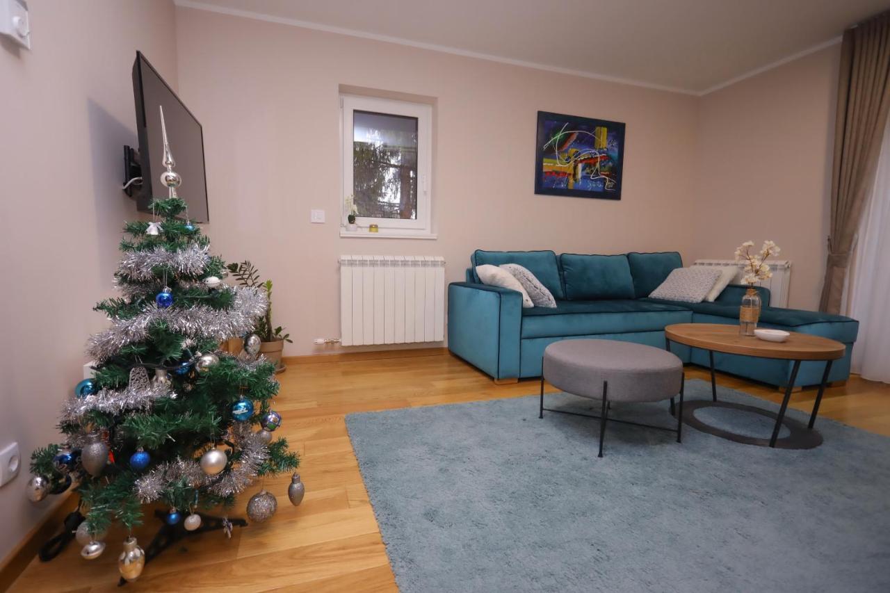 Mipet Apartmani Zlatibor Buitenkant foto