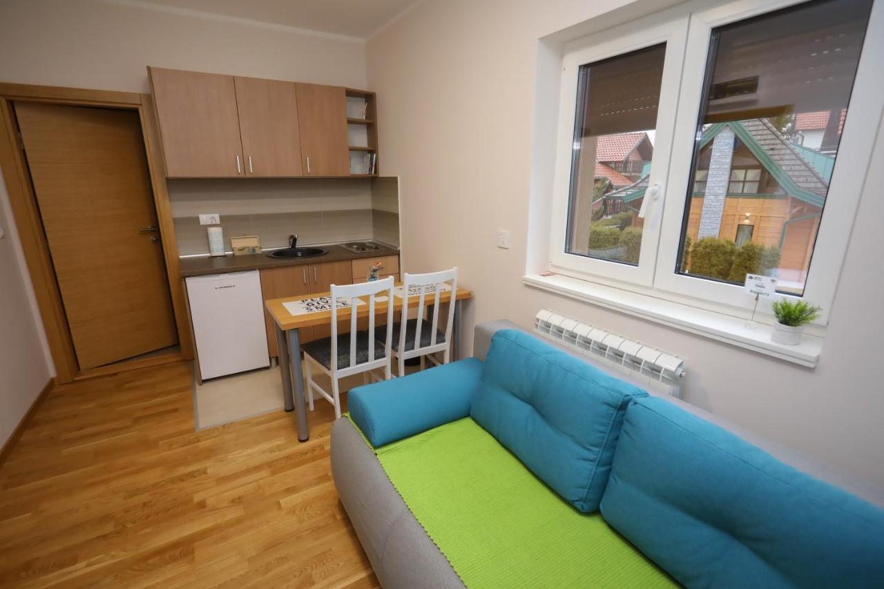 Mipet Apartmani Zlatibor Buitenkant foto